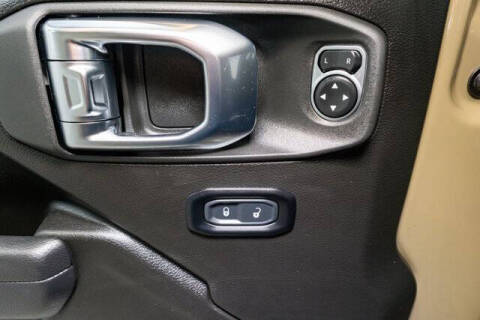 2025 Jeep Gladiator NightHawk