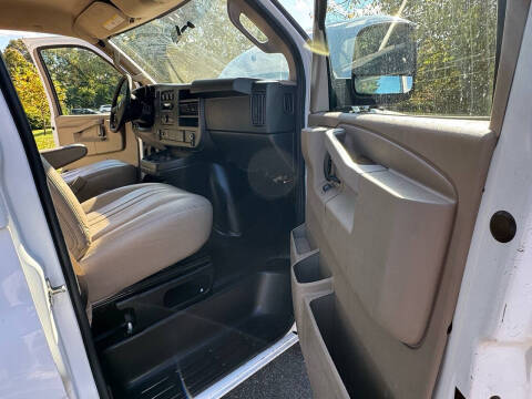 2016 GMC Savana 2500