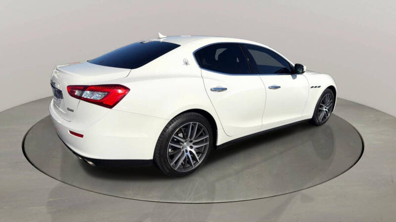2017 Maserati Ghibli