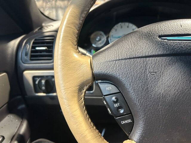 2004 Ford Thunderbird Deluxe