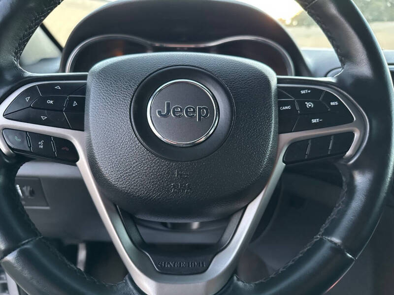2019 Jeep Grand Cherokee Laredo