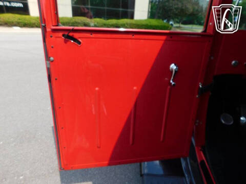 1933 Chevrolet Apache