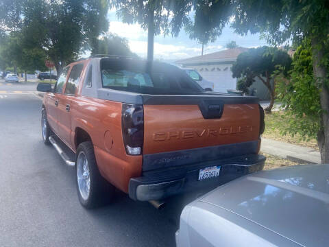 2004 Chevrolet Avalanche for sale at AUTO LAND in NEWARK, CA