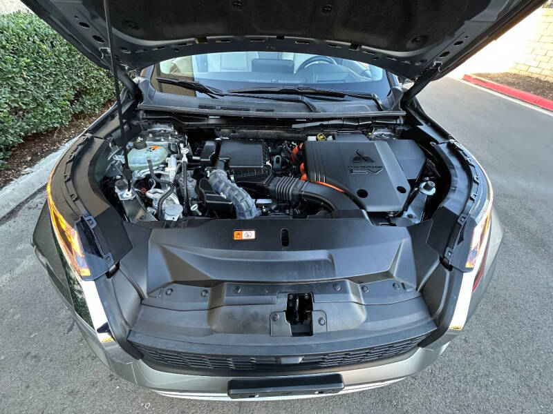 2023 Mitsubishi Outlander PHEV SEL