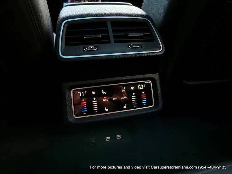 2021 Audi e-tron quattro Premium Plus