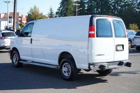 2024 Chevrolet Express 2500