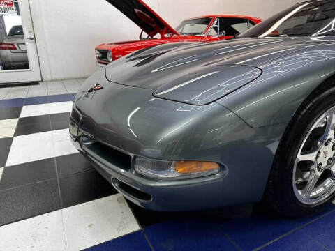 2004 Chevrolet Corvette