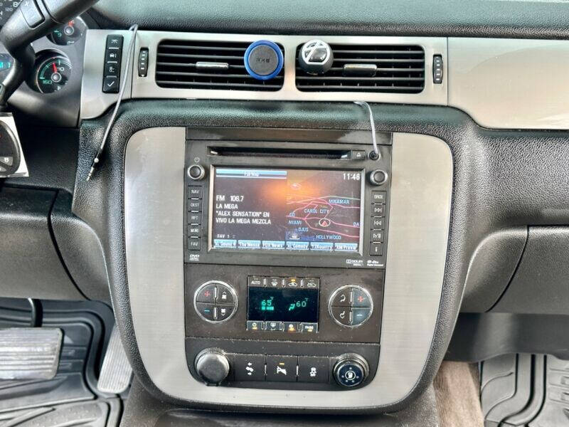2014 Chevrolet Silverado 2500HD  - $26,995