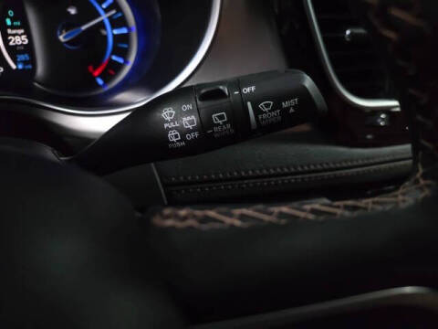 2025 Chrysler Pacifica Plug-In Hybrid Pinnacle