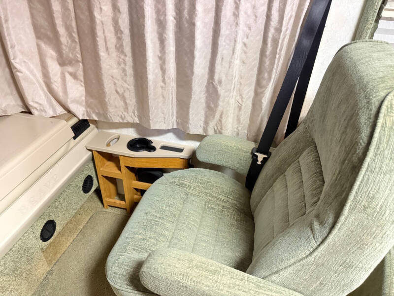2004 Winnebago Brave