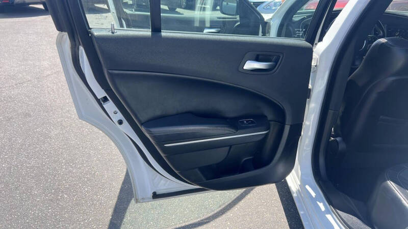 2019 Dodge Charger SXT