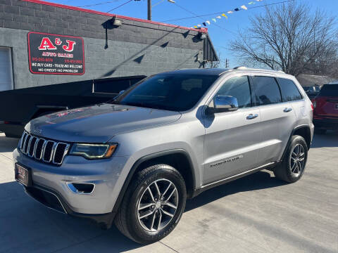 2017 Jeep Grand Cherokee for sale at A & J AUTO SALES in Eagle Grove IA