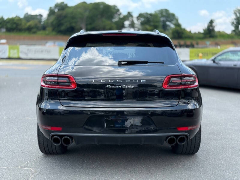 2015 Porsche Macan Turbo