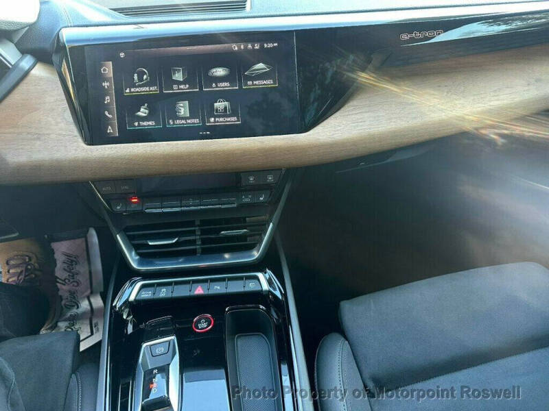 2023 Audi e-tron GT quattro Premium Plus