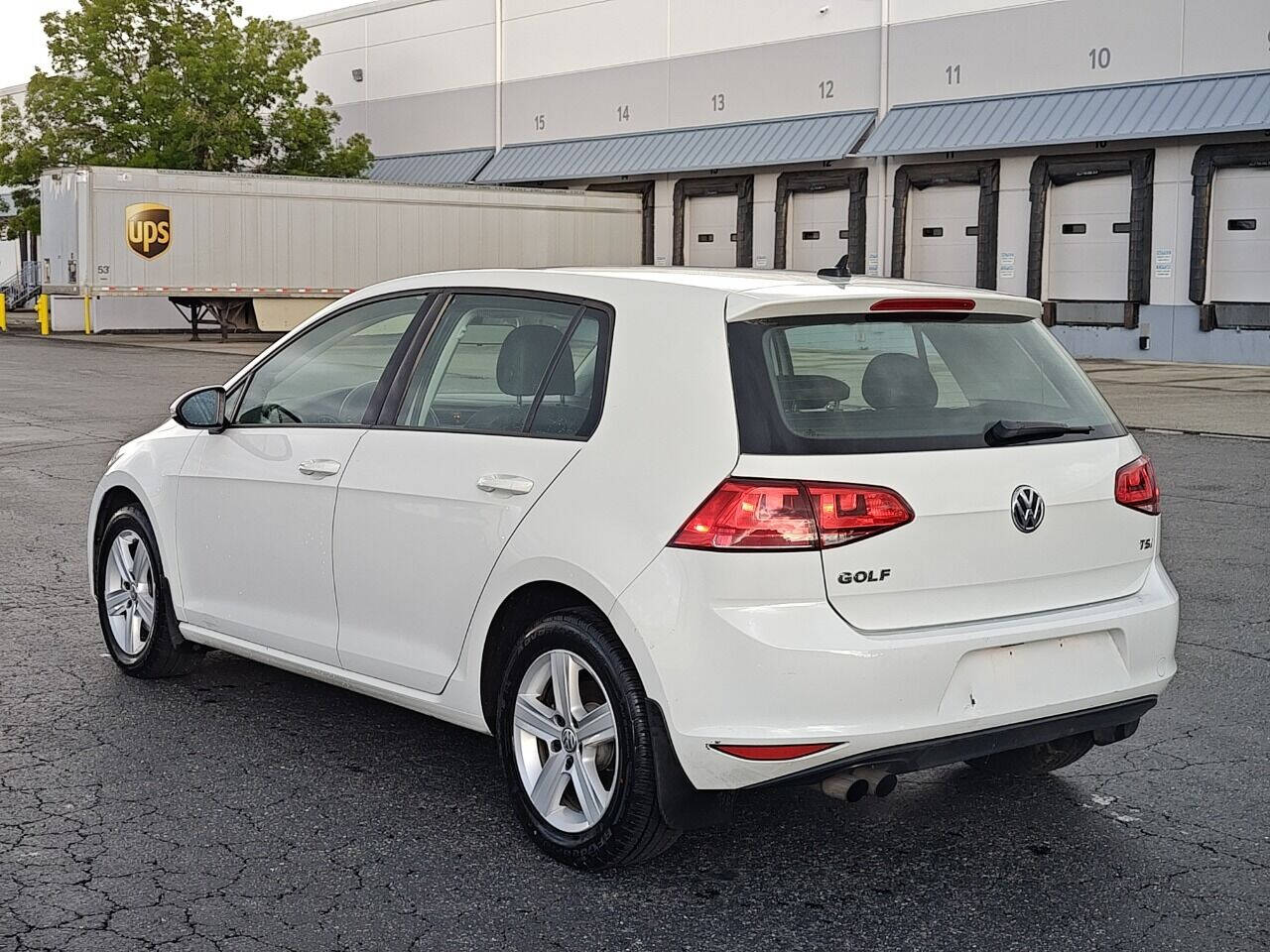 2017 Volkswagen Golf for sale at Alpha Auto Sales in Auburn, WA