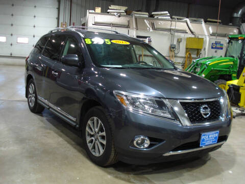 2013 Nissan Pathfinder for sale at Fox River Auto Sales in Princeton WI
