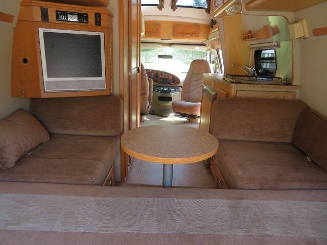 2006 Ford E-Series E-350 SD