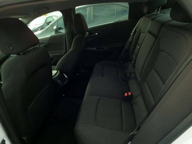 2017 Chevrolet Malibu LT