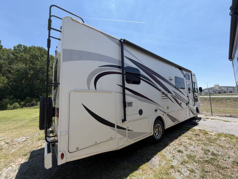 2018 Thor Motor Coach Ace 30.3