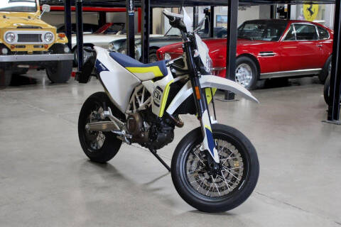 2019 Husqvarna 701 supermoto