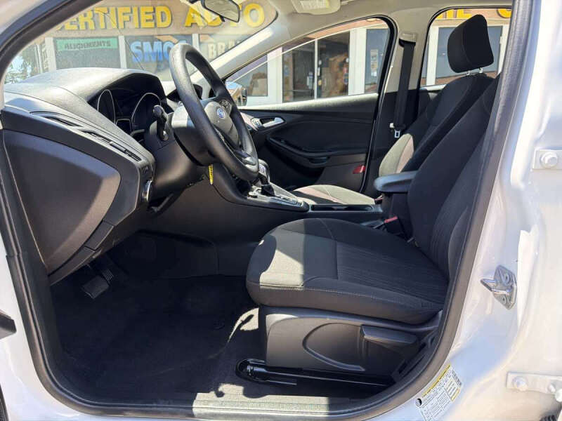 2017 Ford Focus SE