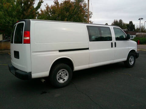 2015 Chevrolet Express 2500