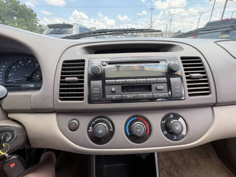 2003 Toyota Camry LE