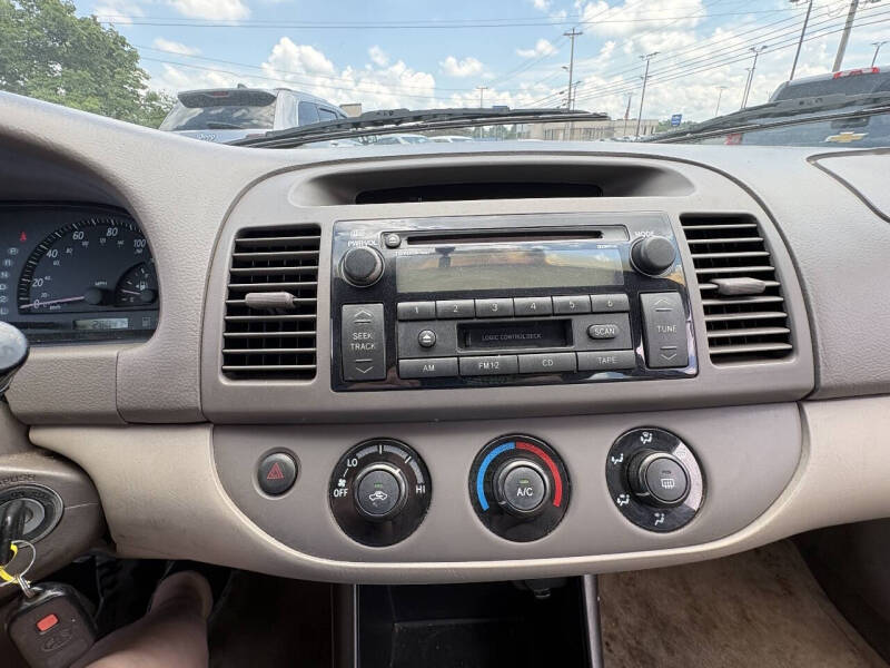 2003 Toyota Camry LE