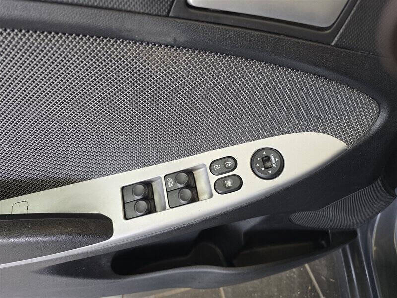 2012 Hyundai Accent GS