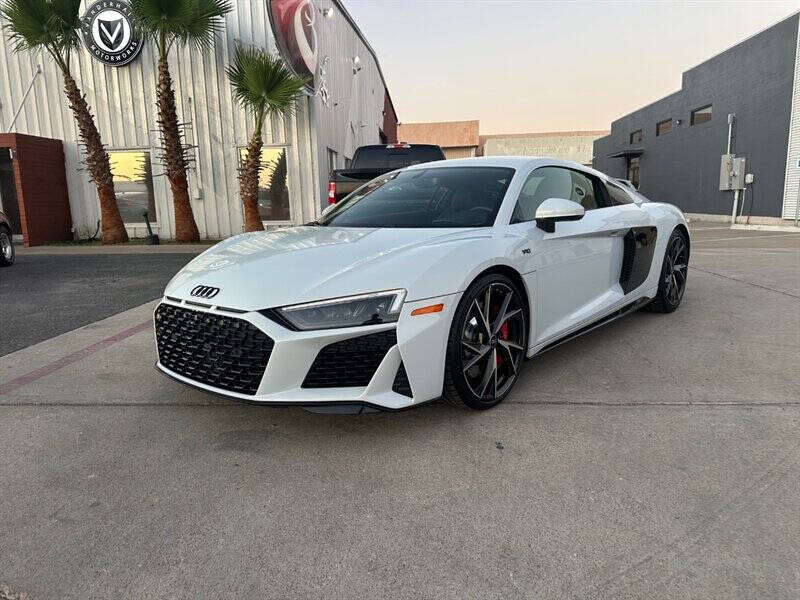 2023 Audi R8 5.2 V10 performance