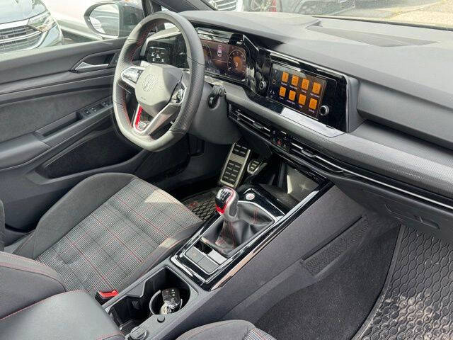 2024 Volkswagen Golf GTI 380 S