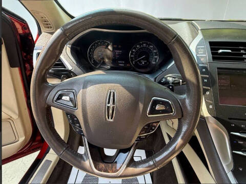 2014 Lincoln MKZ
