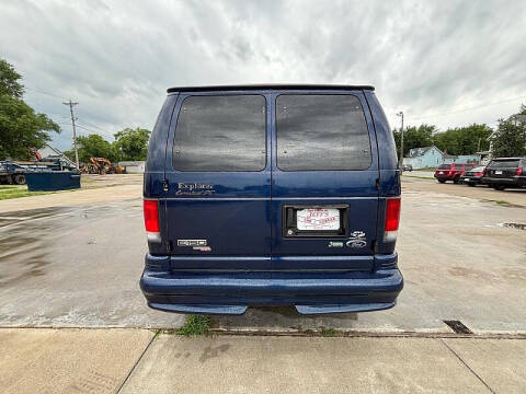 2011 Ford E-Series E-150