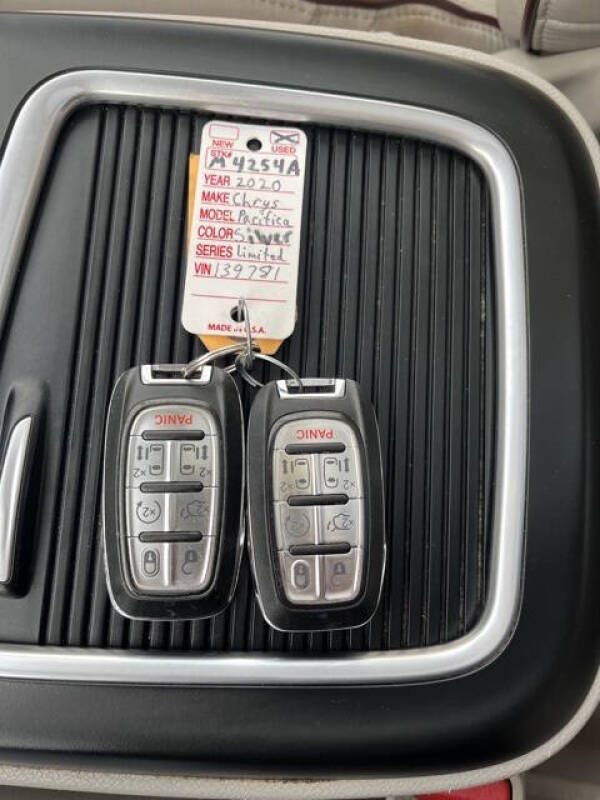 2020 Chrysler Pacifica Limited