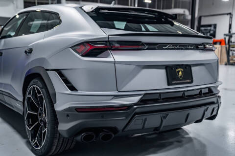 2024 Lamborghini Urus Performante
