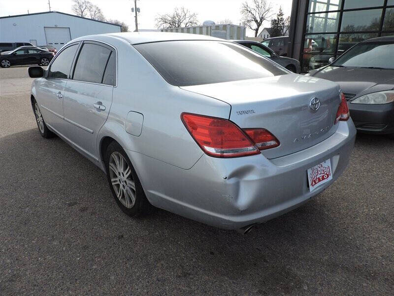 2007 Toyota Avalon XL