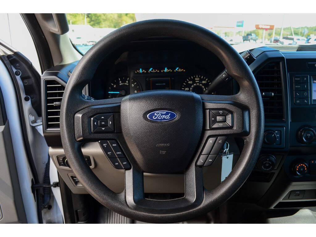 2019 Ford F-150 for sale at EARL DUFF PRE-OWNED CENTER in Harriman, TN