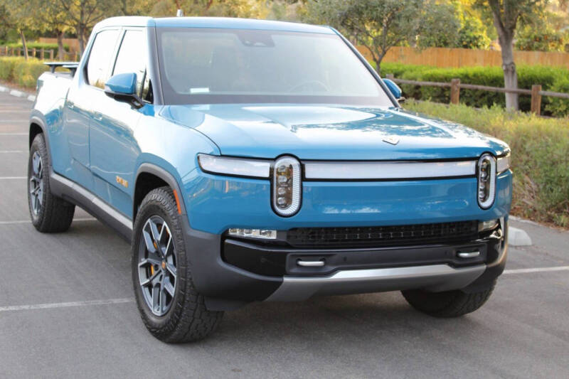 2022 Rivian R1T Launch Edition's photo