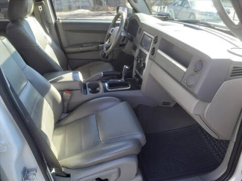 2009 Jeep Commander Sport
