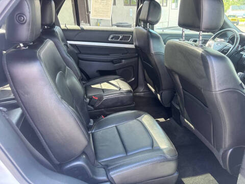 2017 Ford Explorer XLT