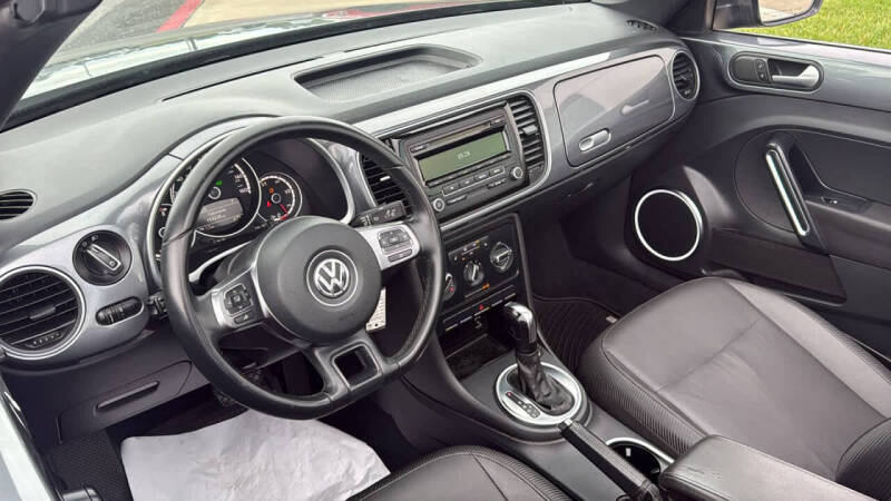2014 Volkswagen Beetle Convertible