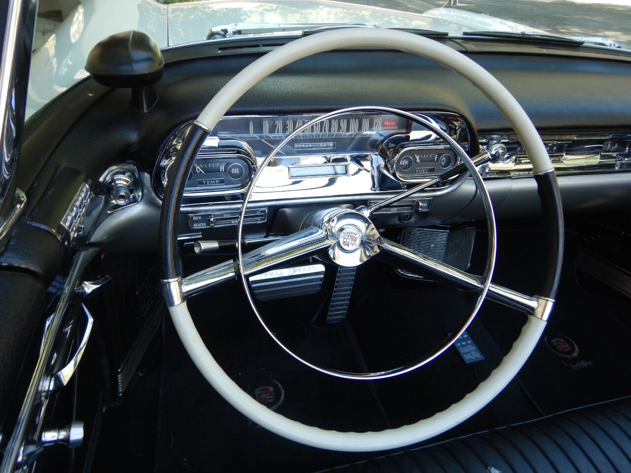 1957 Cadillac Eldorado Biarritz 45