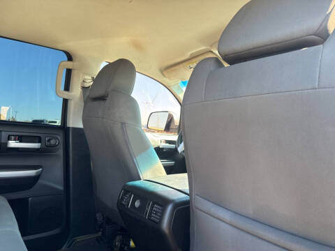 2014 Toyota Tundra SR5