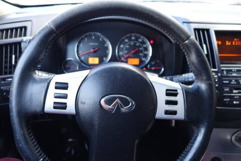 2005 Infiniti FX35