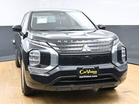 2024 Mitsubishi Outlander ES