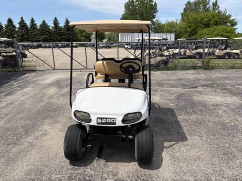 2018 E-Z-GO  Shuttle 4