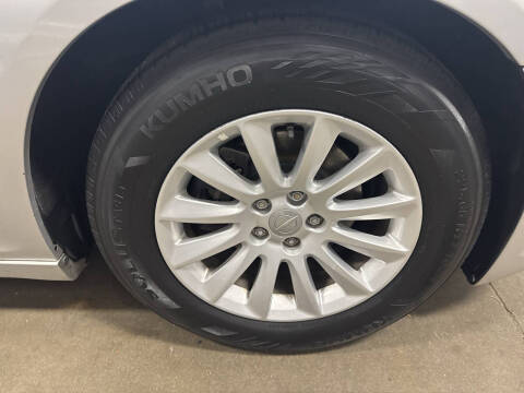 2012 Chrysler 300 Limited