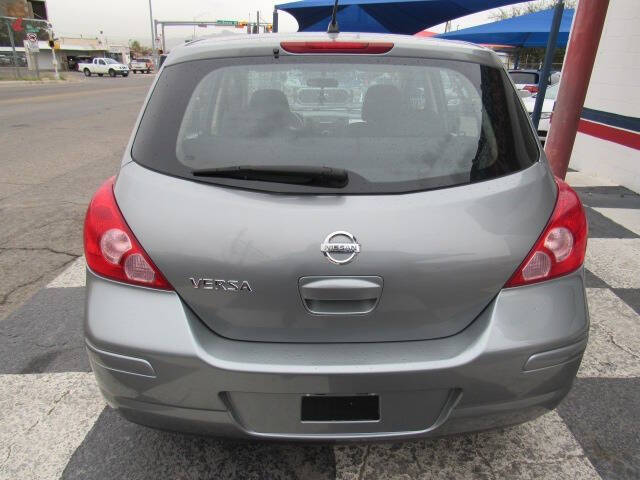 2007 Nissan Versa 1.8 S