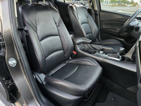 2016 Mazda MAZDA3 i Grand Touring