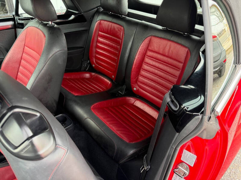 2014 Volkswagen Beetle Convertible R-Line